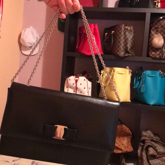 Salvatore Ferragamo Bag - Picture 5 of 7